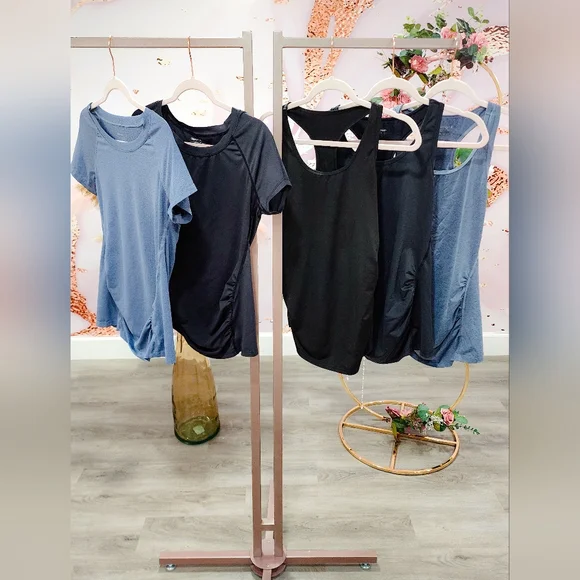 Maternity Athletic Leggings, Shorts and Shirts Lot, size Maternity XS-S - Picture 11 of 14